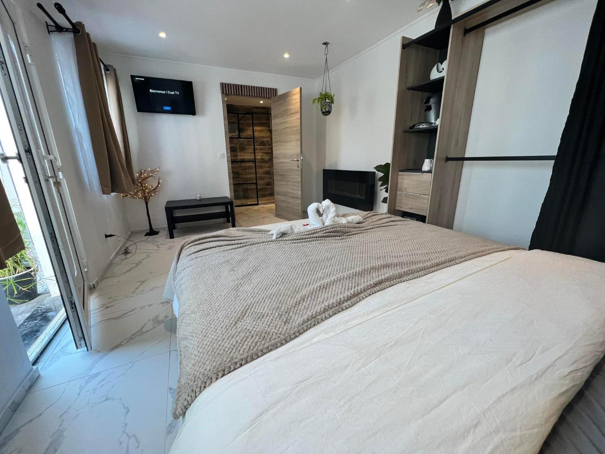 Le Clos Fleuri 福维莱尔斯 外观 照片